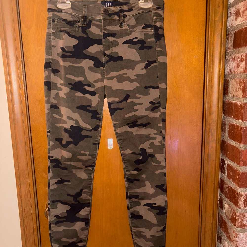 GAP Camouflage Print Jeans